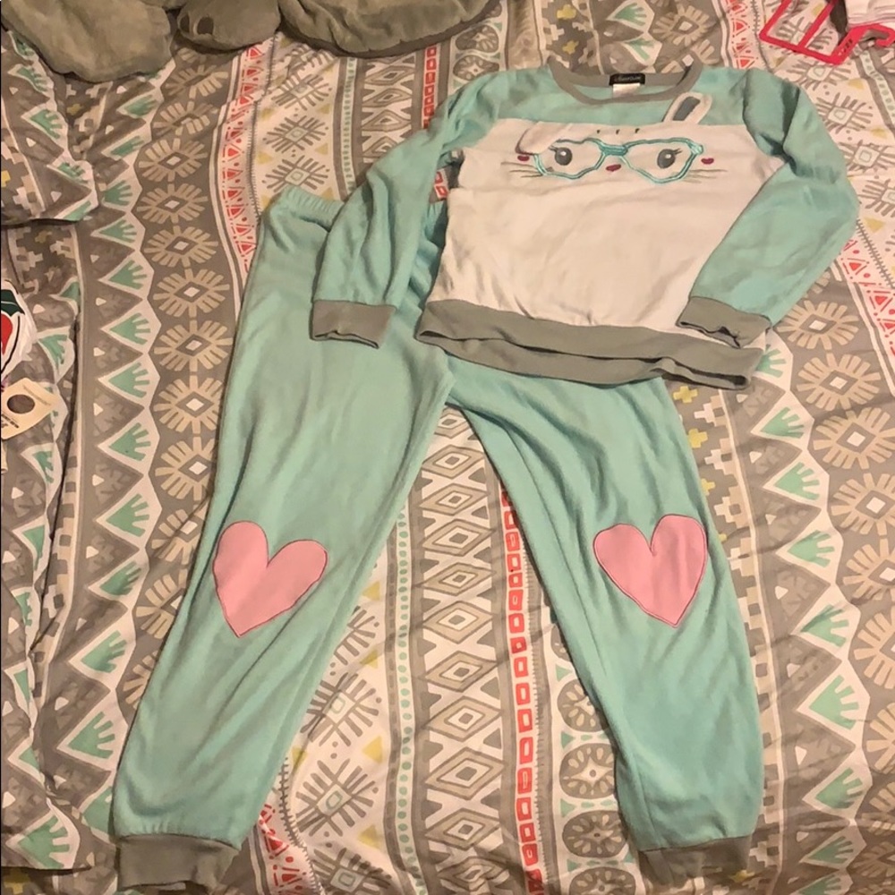 Cuddle Duds size 10-12 pajamas